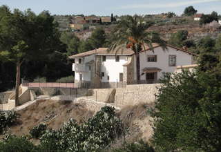 Villa for sale in Ontinyent, Valencia. 